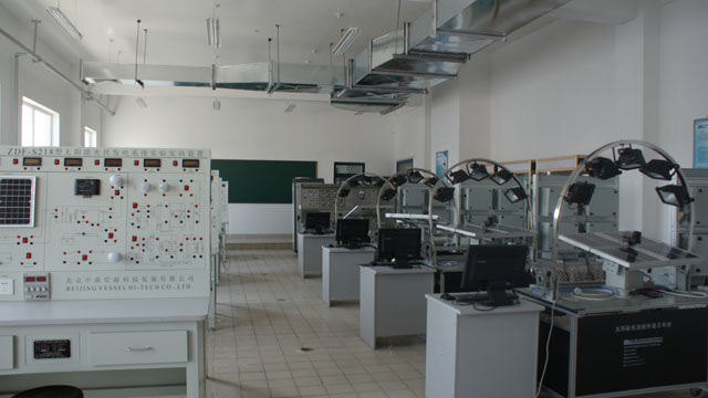 005.jpg