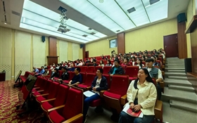 經(jīng)濟管理學院師生參加《站在新的起點認識伏羲文明》專題講座